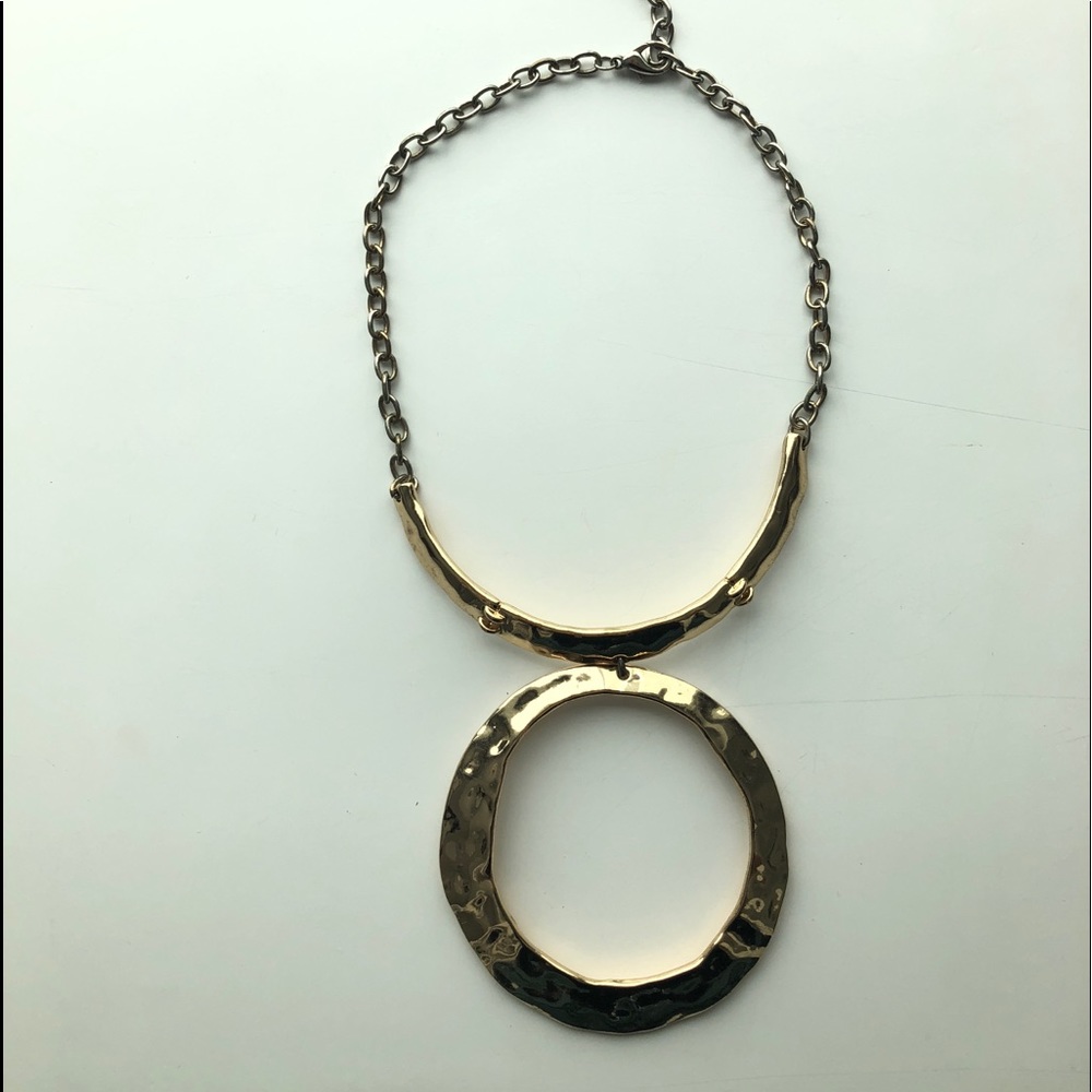 Gold statement choker